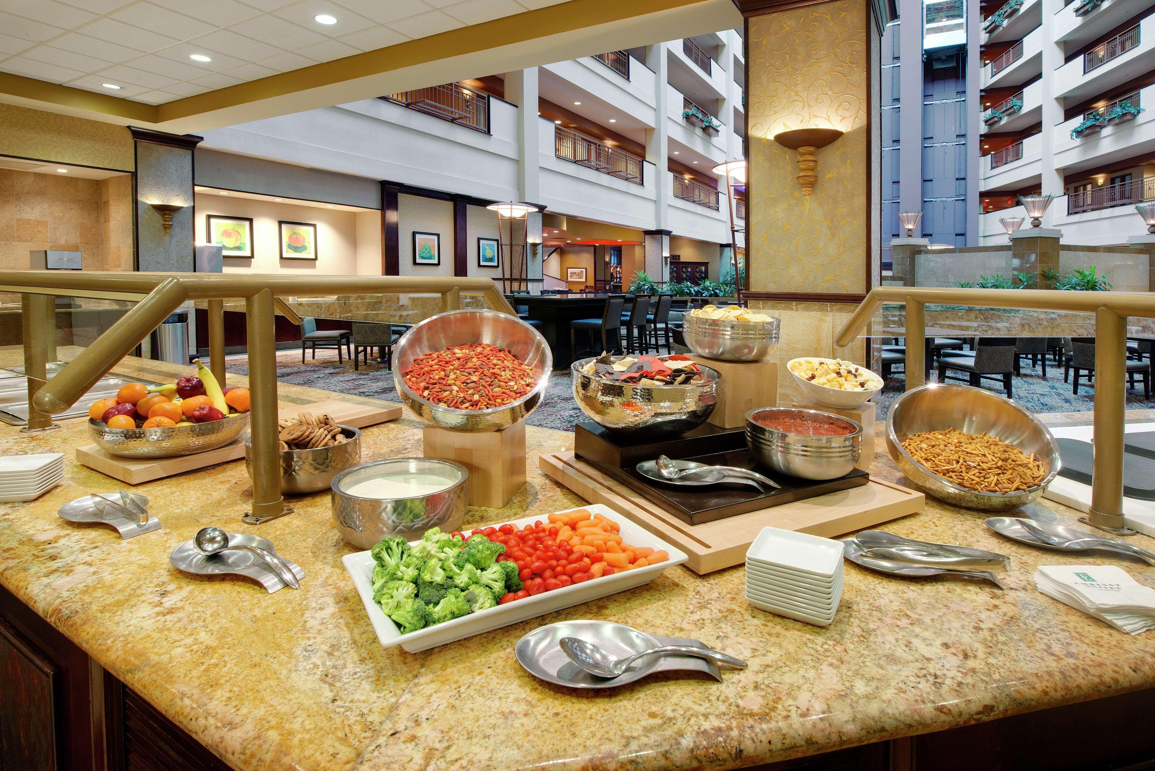 Embassy Suites Huntsville Eksteriør billede