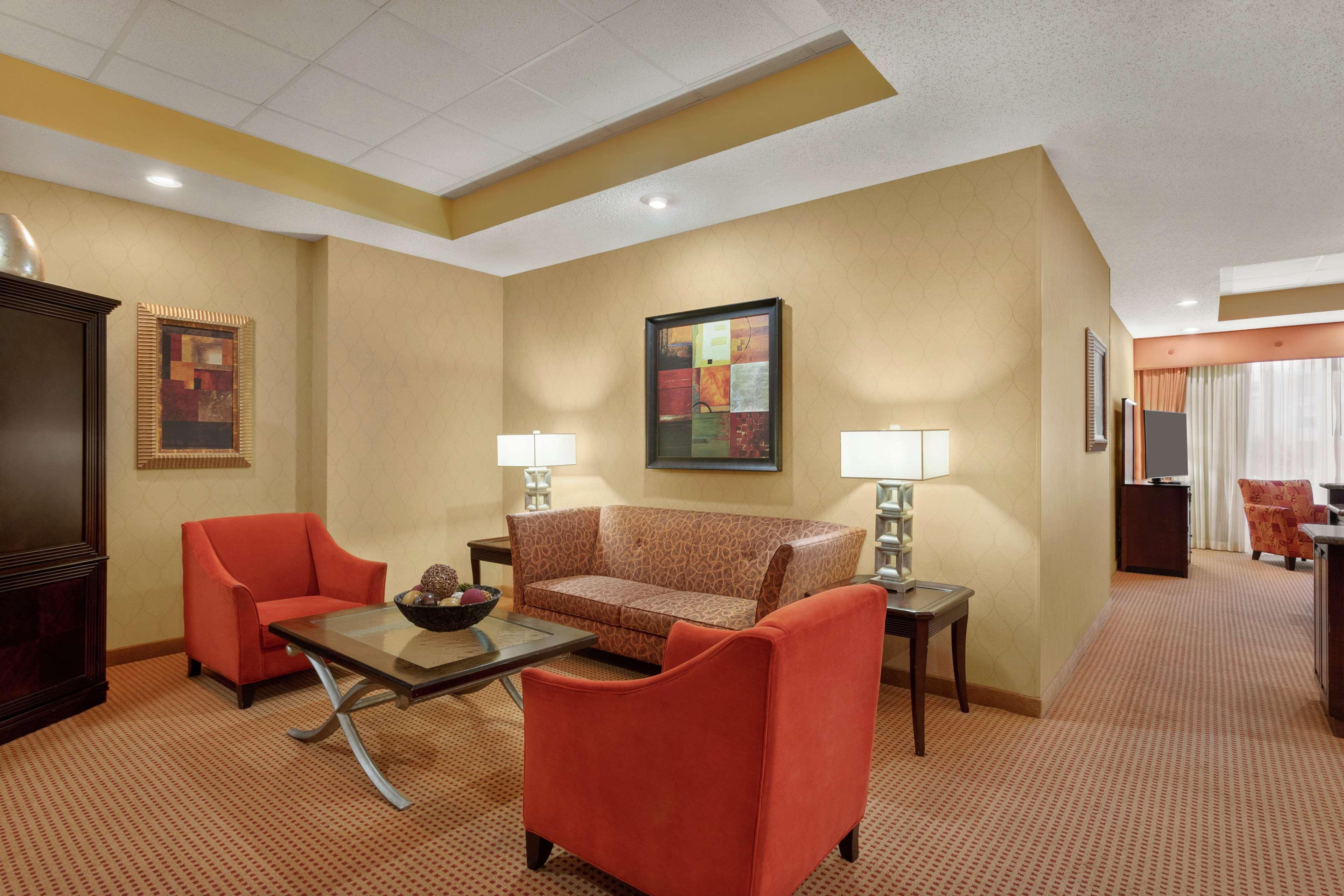 Embassy Suites Huntsville Eksteriør billede