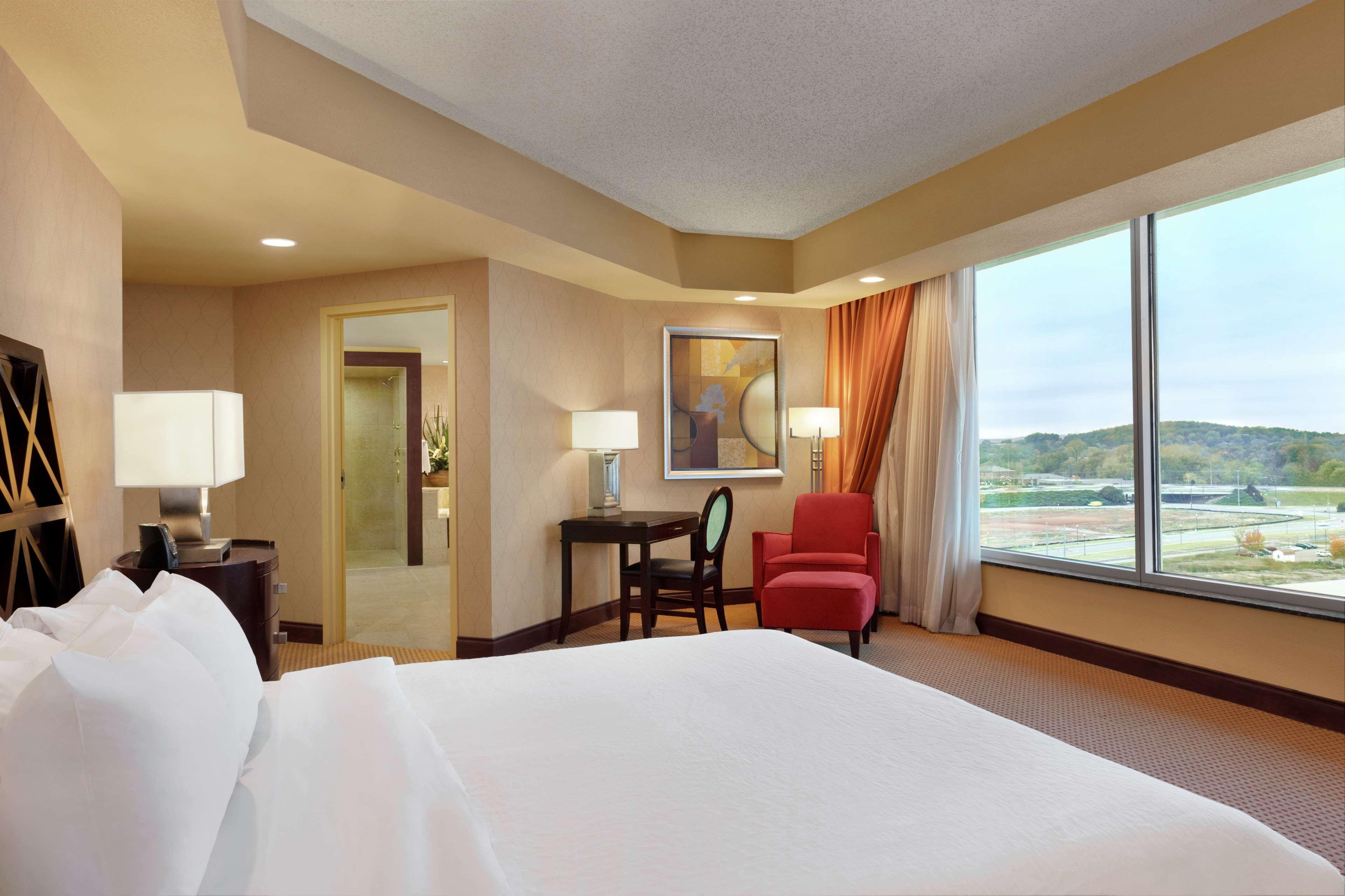 Embassy Suites Huntsville Eksteriør billede