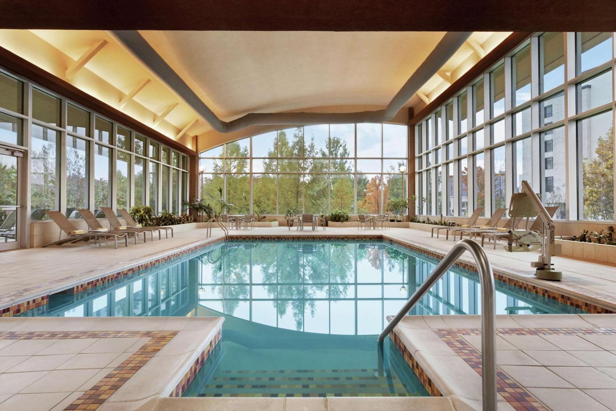 Embassy Suites Huntsville Eksteriør billede
