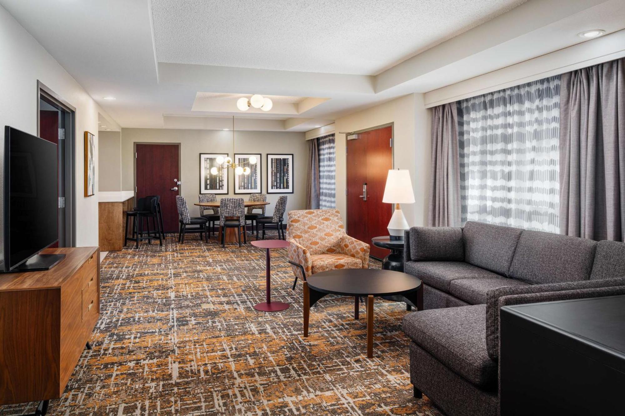 Embassy Suites Huntsville Eksteriør billede