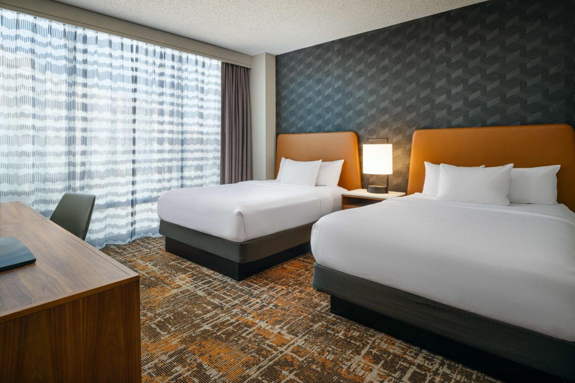 Embassy Suites Huntsville Eksteriør billede